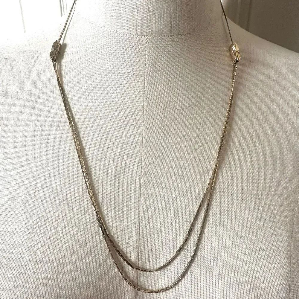 Gold tone vintage adjustable necklace